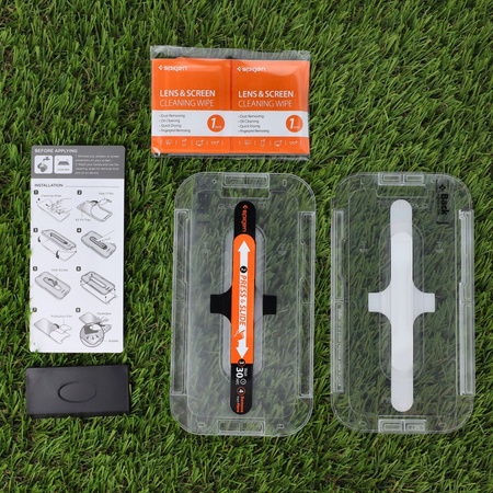 Mocne Szkło Hartowane Spigen Glas.TR EZ FIT Do Apple iPhone 15 Pro 2Sztuki