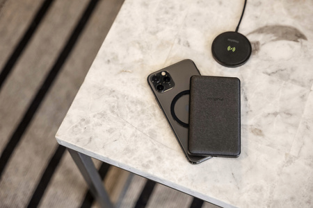 Ładowarka Bezprzewodowa Indukcyjna Mophie Snap+ MagSafe 15W Wireless Charge